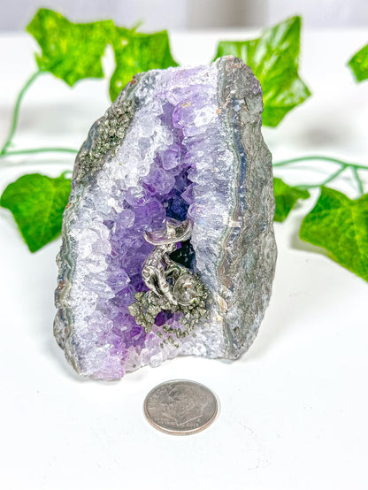Amethyst Cutbase Pyrite Miner (22F)