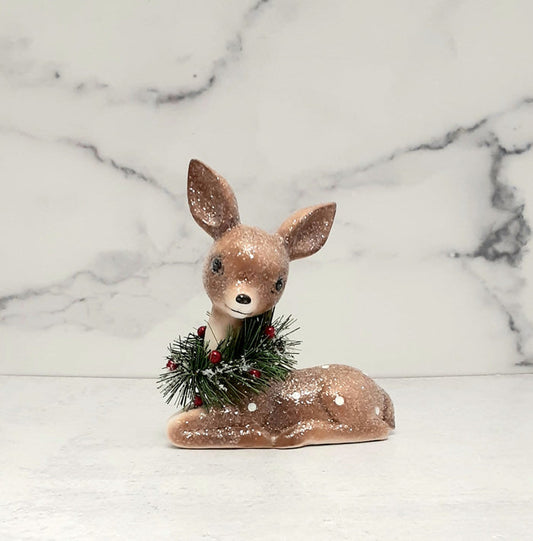 Deer with Wreath Retro Sitting