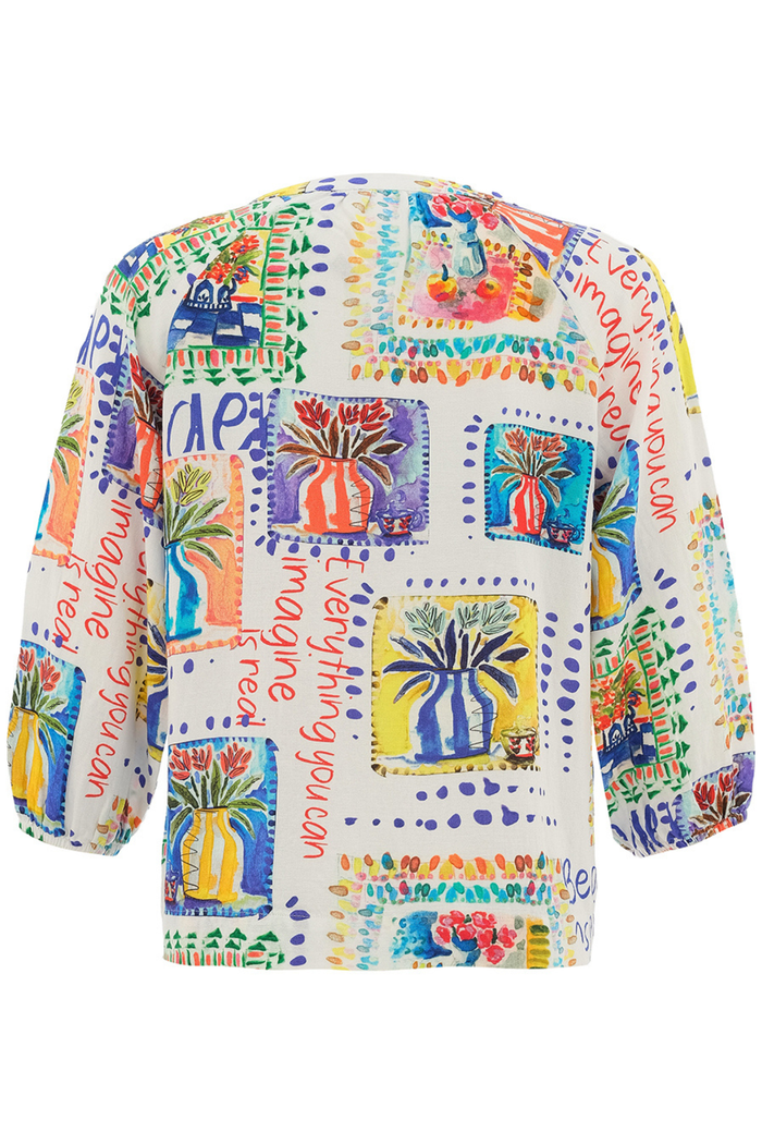 Lightweight Dolcezza blouse in a viscose-linen blend with vibrant artistic print. Flattering, breathable and perfect for summer styling. Shop at Dotique.