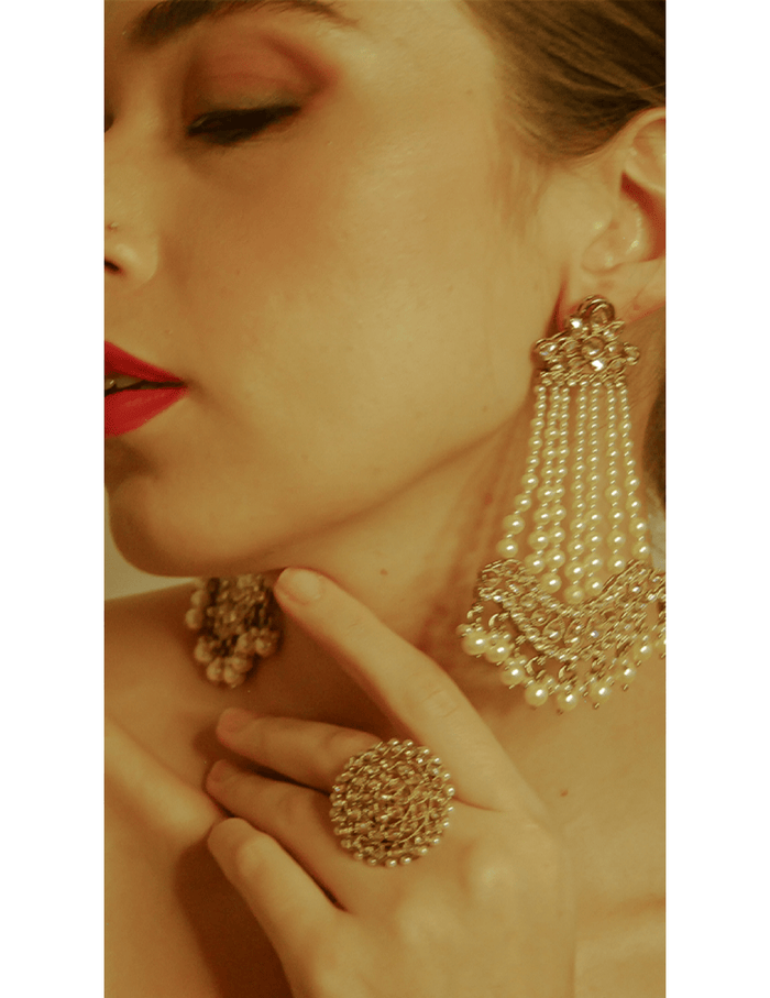 Embellished Pearl Jadau Earring