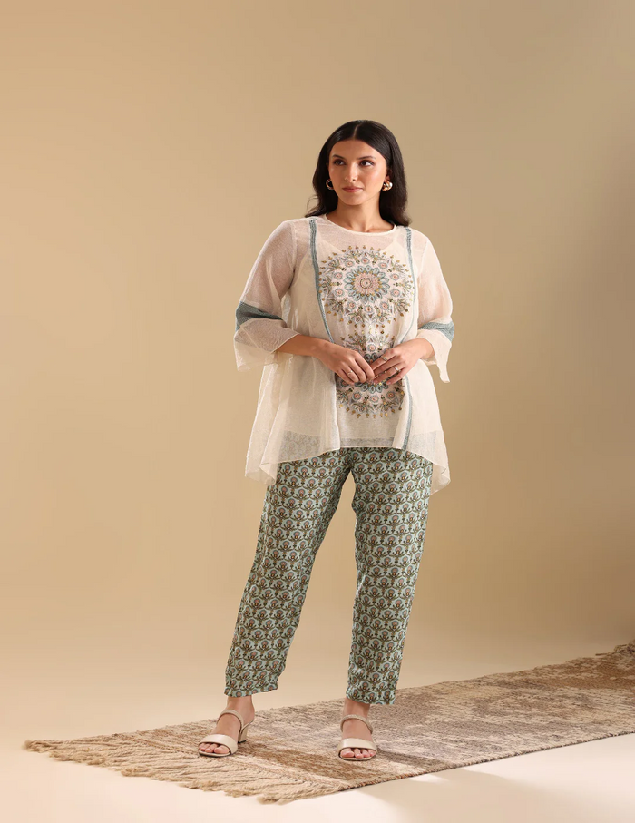 Eraya applique Asymmetric