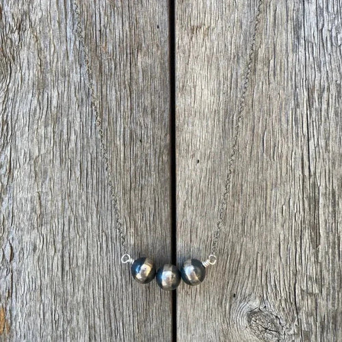 J Forks Navajo Pearl Everyday Necklace