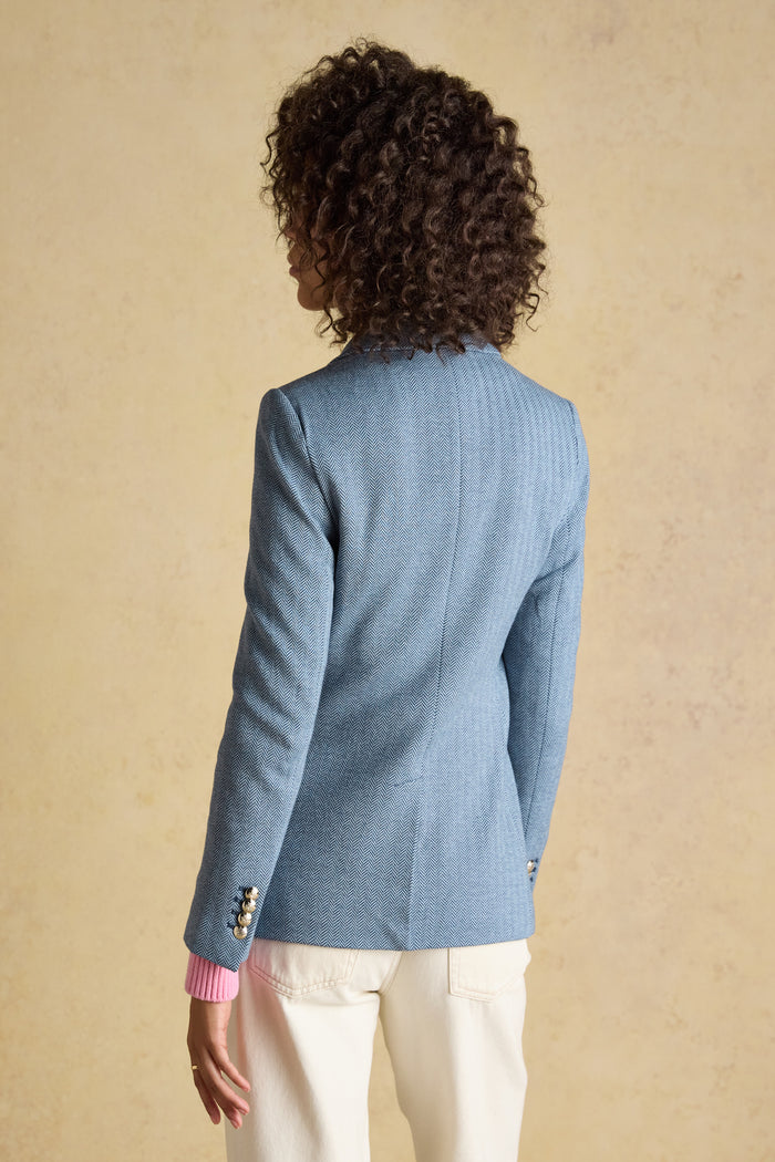 The Joules Albury blazer is a brilliant blend of smart tailoring and everyday comfort. Made from soft jersey tweed. Shop Joules at Dotique.