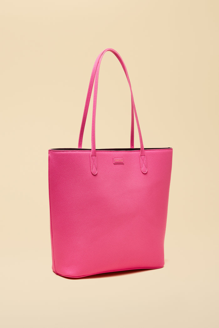 Shop Joules at Dotique for colourful, feel-good womenswear. From everyday Breton tops to cosy fleeces and dresses, discover timeless British style. Shop Joules Jemima Pink Shopper bag at Dotique.