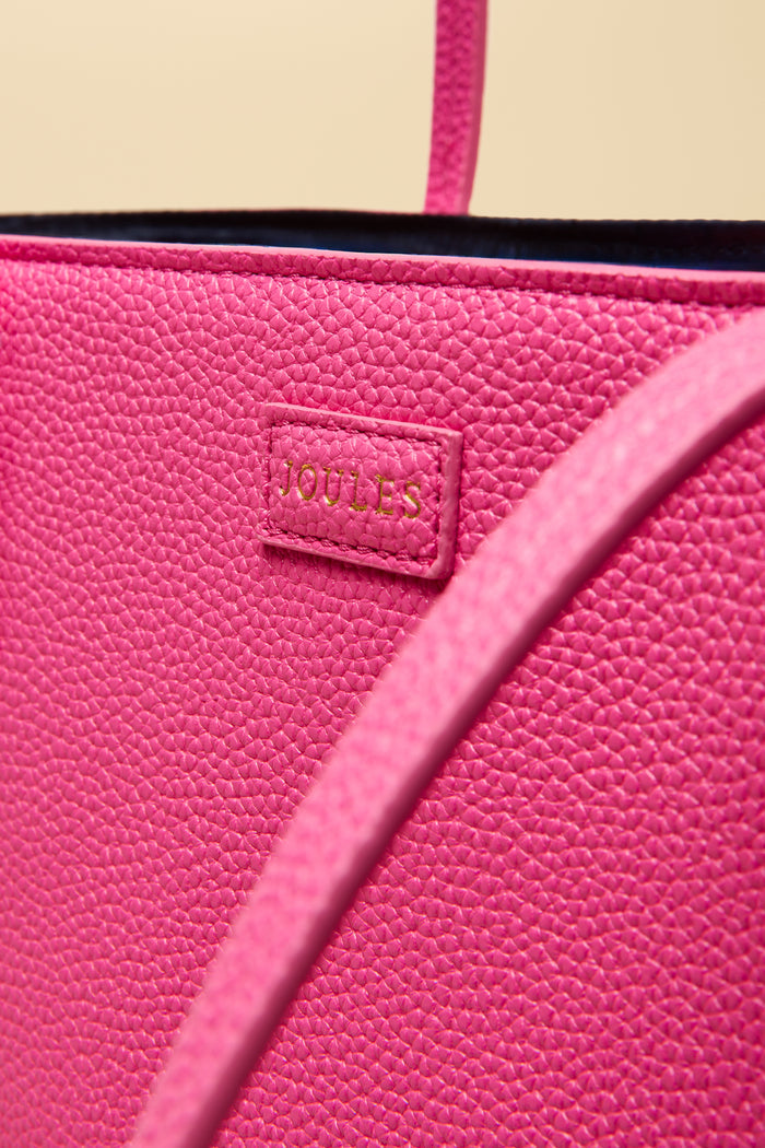 Shop Joules at Dotique for colourful, feel-good womenswear. From everyday Breton tops to cosy fleeces and dresses, discover timeless British style. Shop Joules Jemima Pink Shopper bag at Dotique.