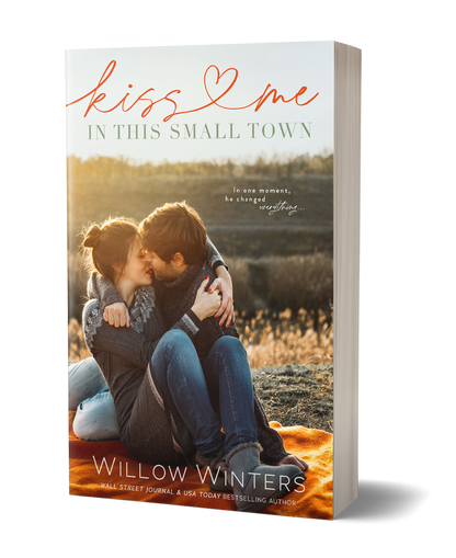 Kiss Me in this Small Town | A Small Town , Second Chance , Contemporary Romance