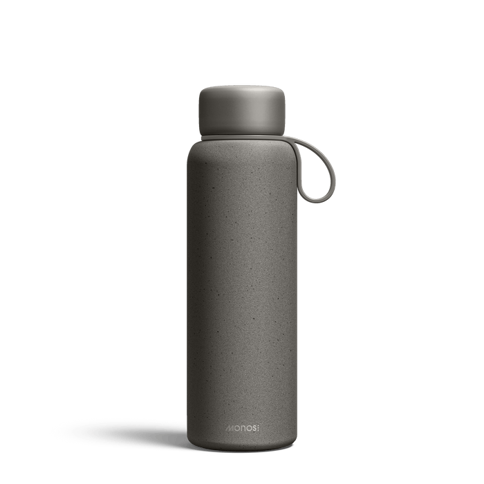 500 mL / Graphite Scaled | Front view of 500 mL Kiyo UVC Bottle in Graphite