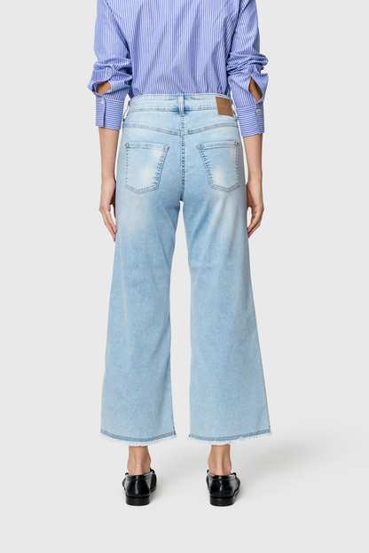 Model wearing MAC Jeans 5438-90-D237 Dream Wide Cropped Light Azure Blue by Mac Jeans Shop Mac Jeans at Dotique