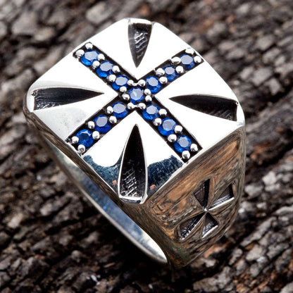 A premium biker cross ring with a modern Maltese design, a powerful symbol of honor and courage.
