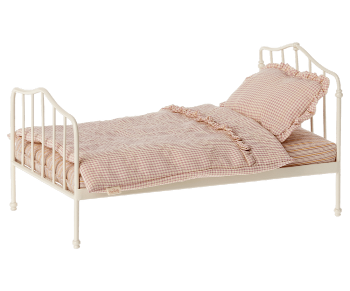 Metal Bed - Miniature