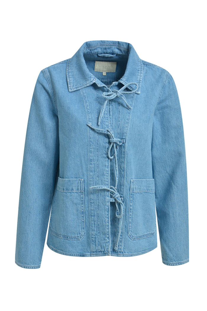 This Milano jacket is a versatile layering piece with a classic collar, button-through front and practical patch pockets. Shop Milano at Dotique.