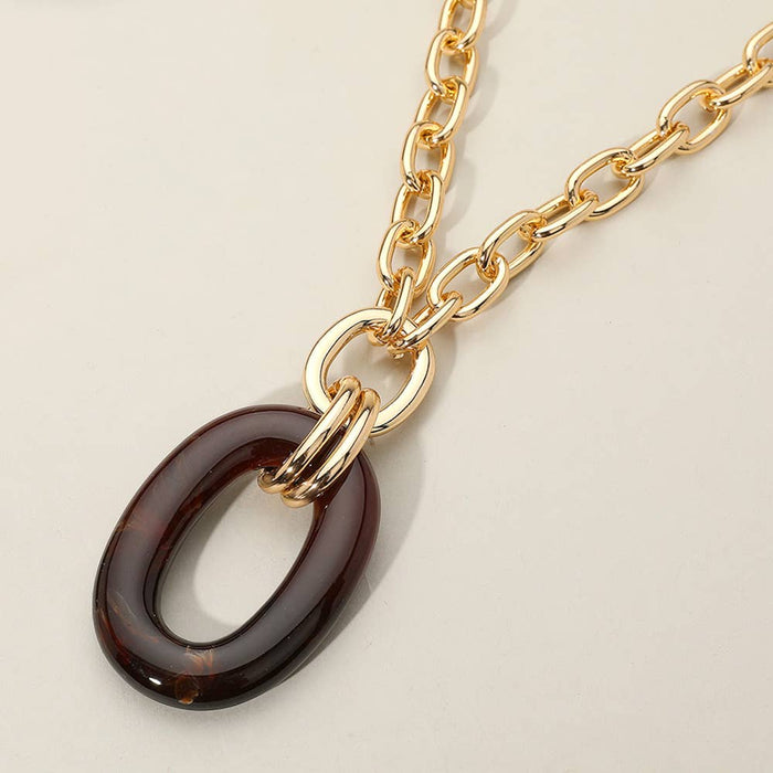 Oval Ring Pendant: Brn