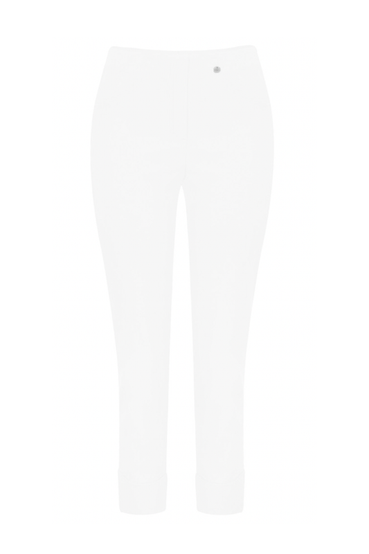 The Robell Bella 09 Trousers are a must-have for effortless everyday style, offering a sleek and tailored look with ultimate comfort. Shop Robell at Dotique.