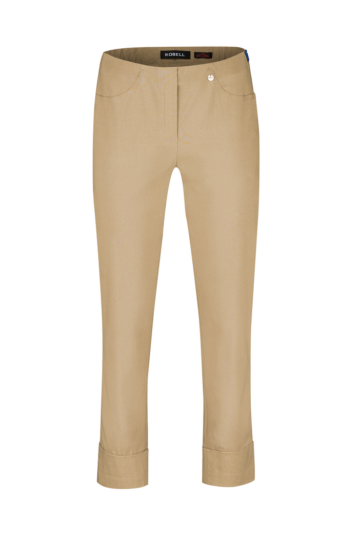 Robell Bella 09 trousers in stretch bengaline with a flattering pull-on fit. Smart, comfortable and easy to wear. Shop now at Dotique.