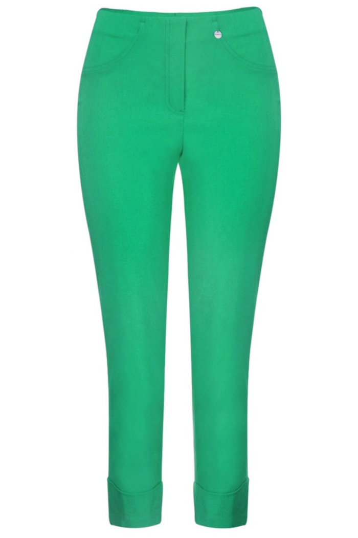 Robell Bella 09 trousers in stretch bengaline with a flattering pull-on fit. Smart, comfortable and easy to wear. Shop now at Dotique