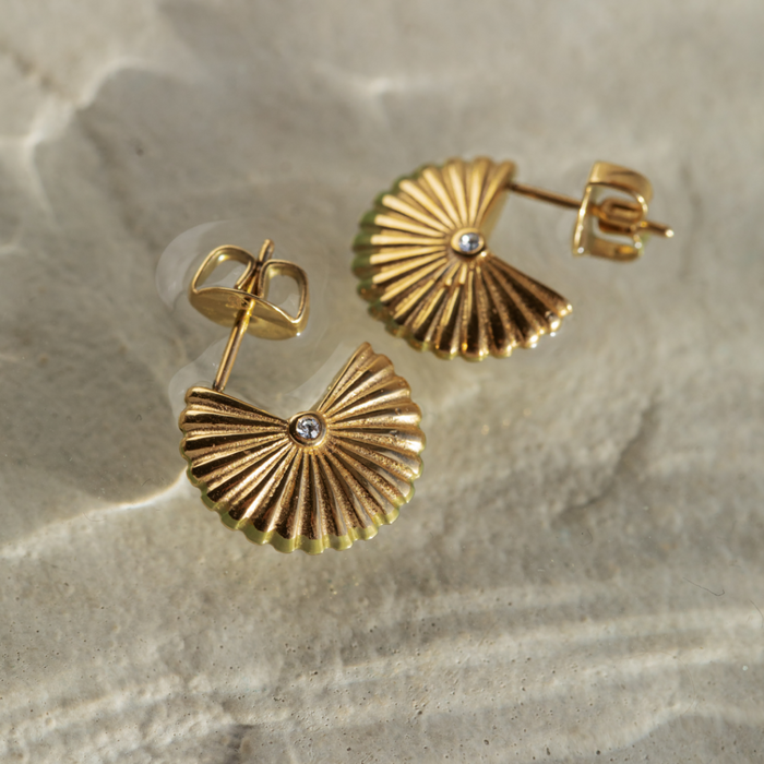 Scallop Ohrstecker Gold