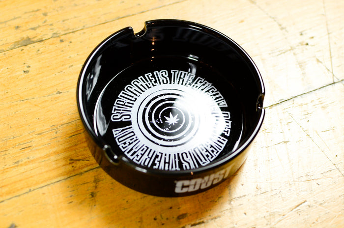 Struggle Is The Enemy Ceramic Ashtray - Black
