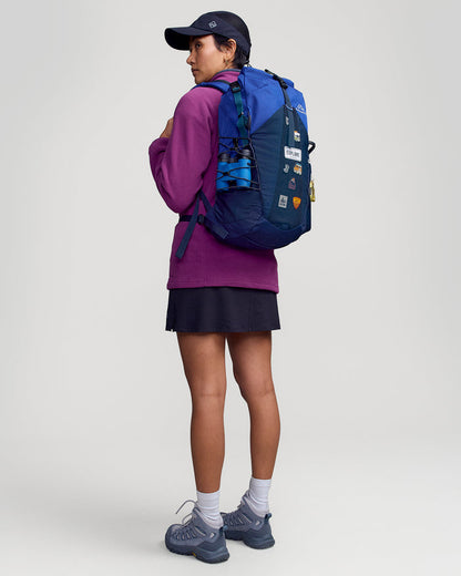 b1611_otr_trailhead_pack_20l_blue_m_c_1372x1715_4ff9a17_1756934123000
